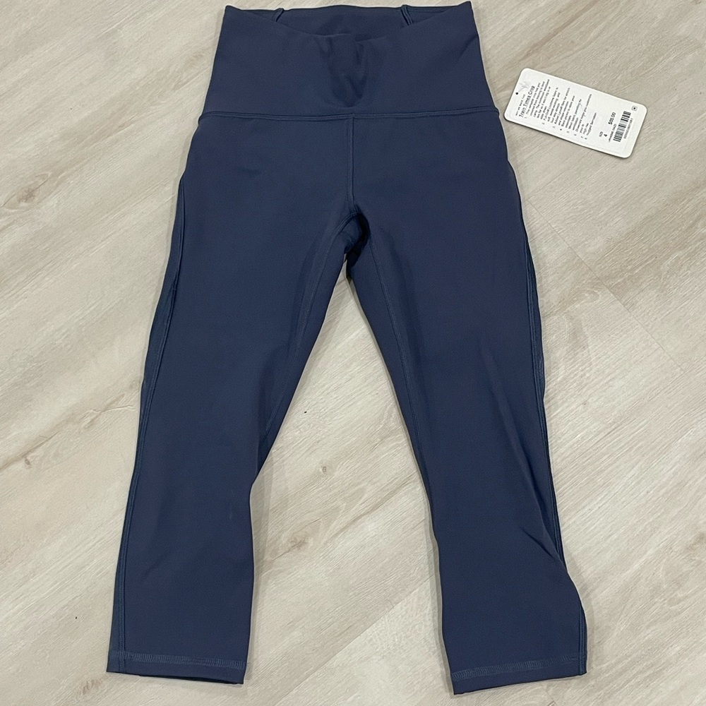 Lululemon Train Times Crop Leggings 21” • Size 4 • NWT